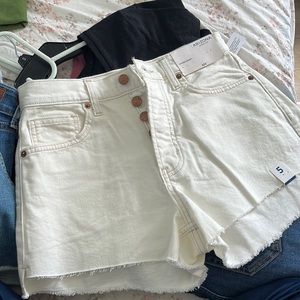 Arizona white shorts